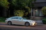 Lexus ES300h 2018 года (ZA)